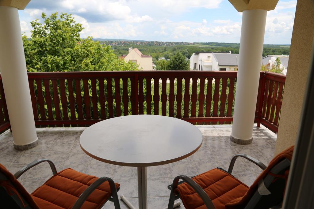Voyage Apartments Хевиз Экстерьер фото